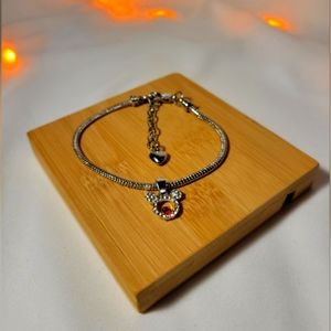 🎁 Mickey Bracelet